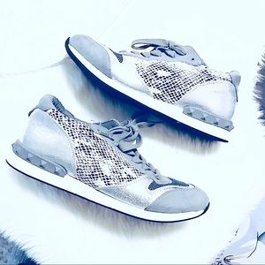 👟Fashion Sneakers Grey w/Silver Snake Pattern Top